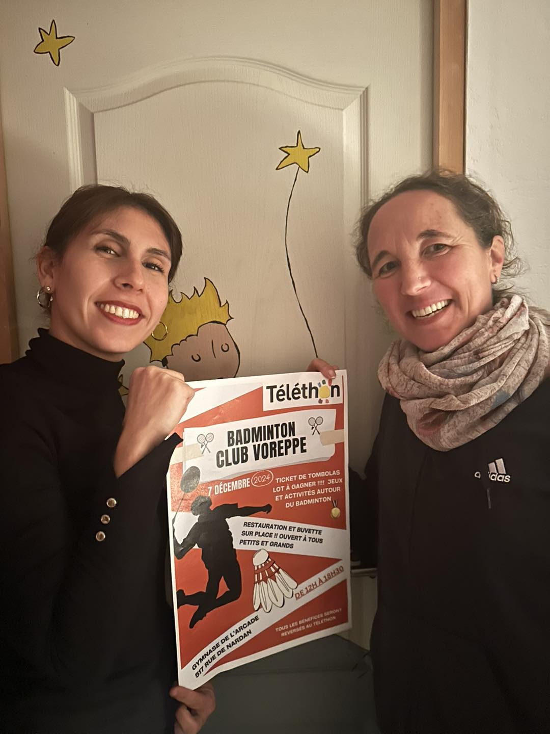 Club Badminton de Voreppe avec Odile et Pauline pour leur &eacute;v&eacute;nement T&eacute;l&eacute;thon.jpg (111 KB)