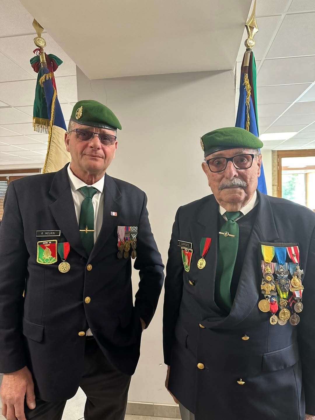 camille et rolland de l'asso des anciens l&eacute;gionnaires de la commune de charancieu.jpg (111 KB)